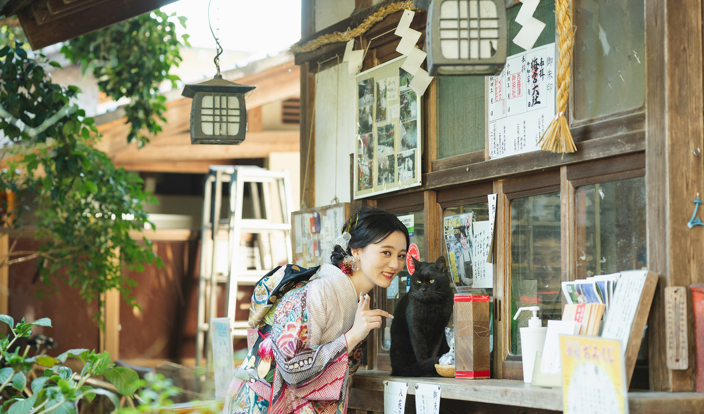 成人式前撮り｜梅宮大社｜猫と一緒に