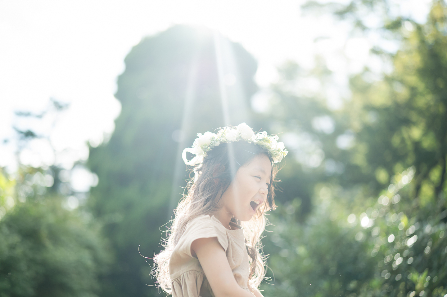 京都　子供写真館　フォトスタジオ　木漏れ日　植物園