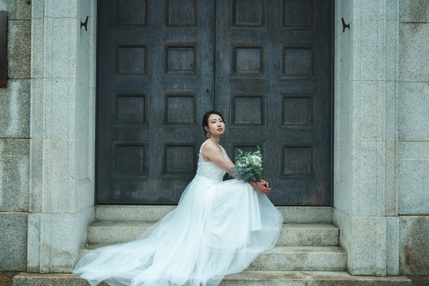 神戸｜居留地での洋装前撮り｜片倉写真事務所｜ウェディングフォト